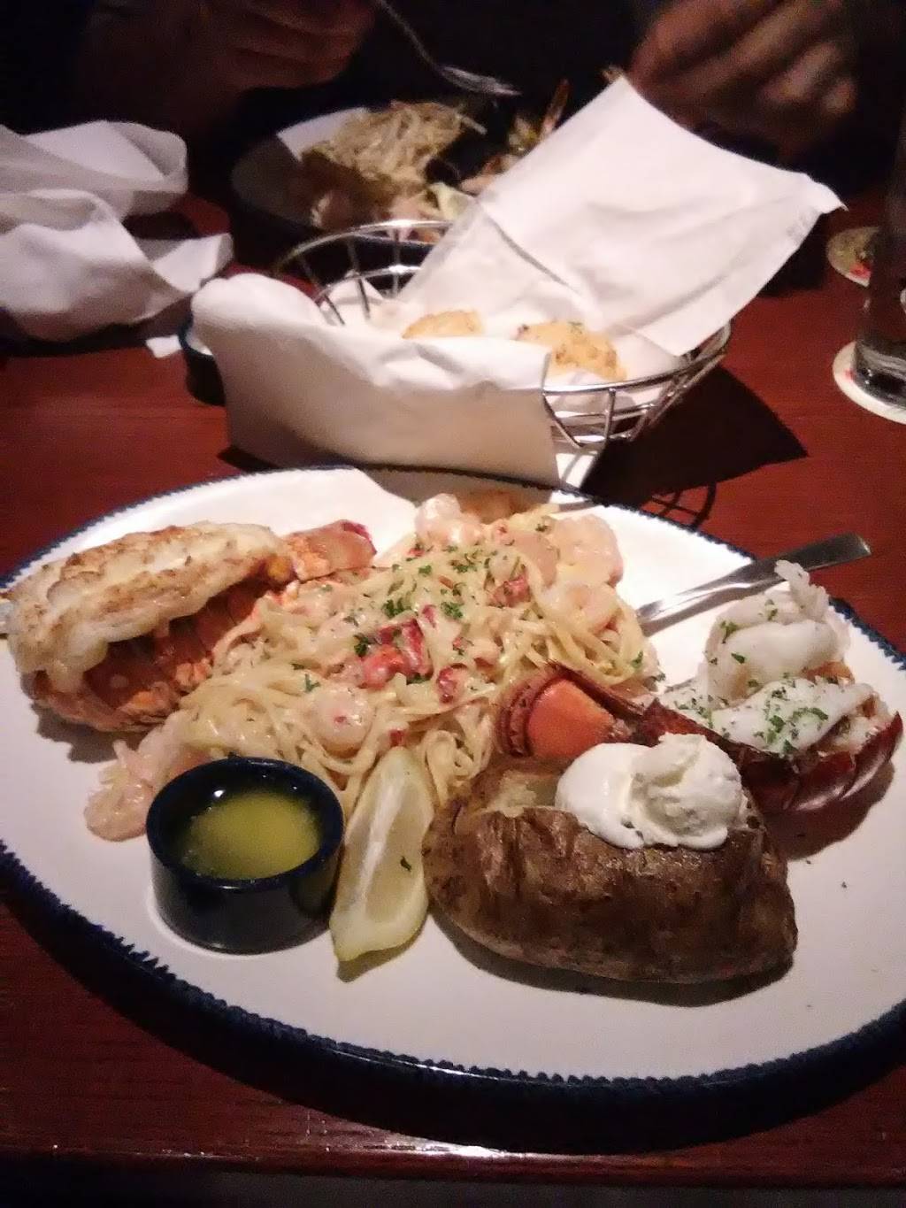 Red Lobster | restaurant | 4802 E Cactus Rd, Scottsdale, AZ 85254, USA | 6029965470 OR +1 602-996-5470