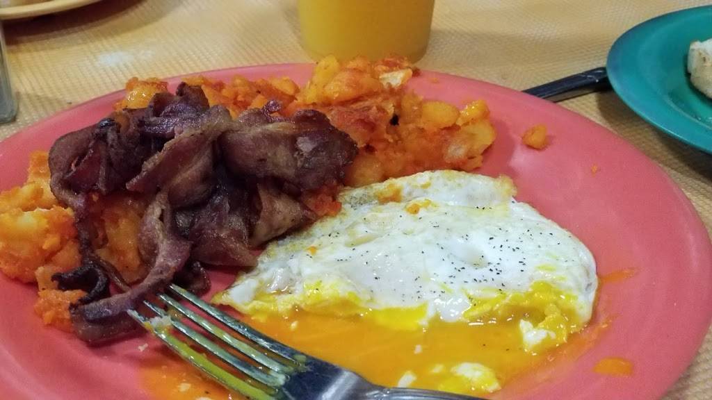 Reben Luncheonette | restaurant | 229 Havemeyer St, Brooklyn, NY 11211, USA | 7183887696 OR +1 718-388-7696