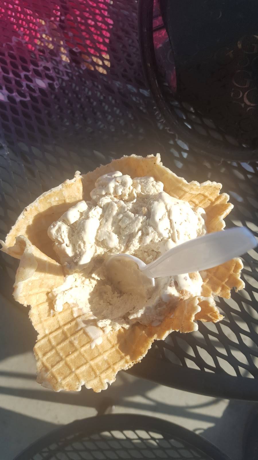 Cold Stone Creamery | bakery | 43562 Christy St, Fremont, CA 94538, USA | 5106513500 OR +1 510-651-3500