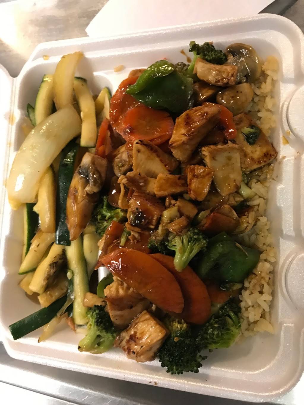 Hibachi Express | restaurant | 2405 N Herritage St suite c, Kinston, NC 28501, USA | 2529391816 OR +1 252-939-1816