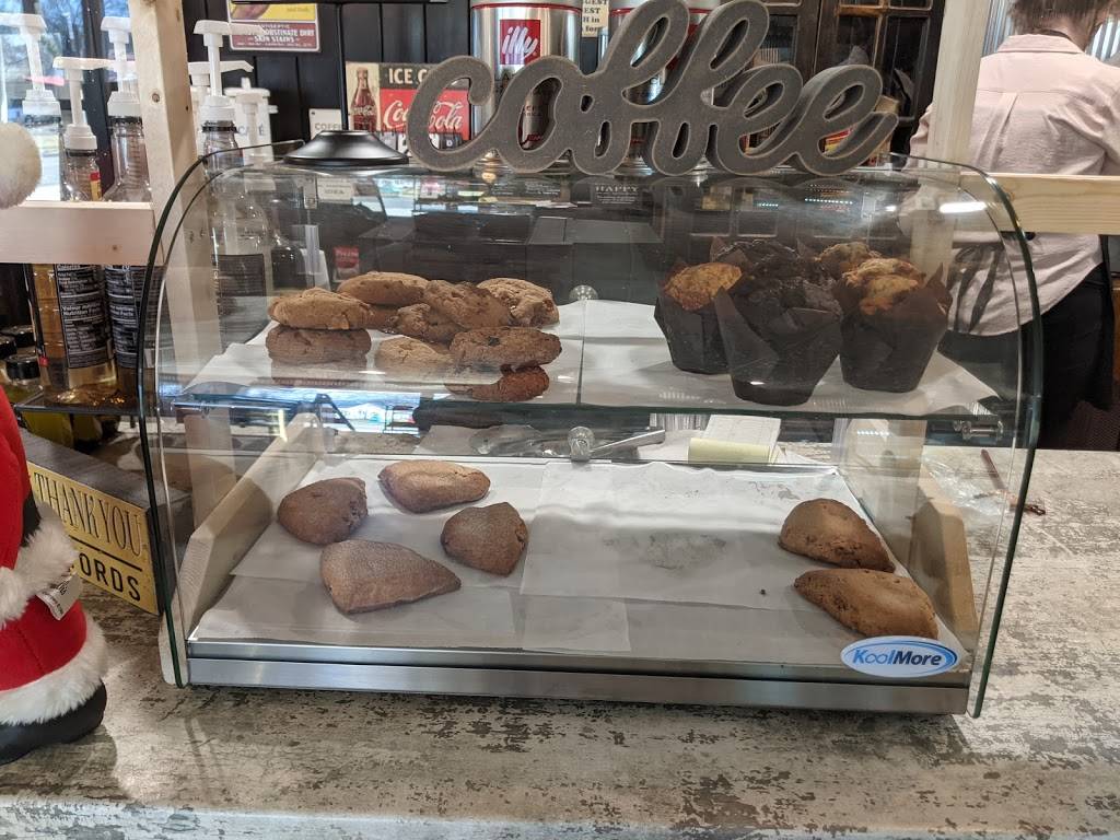 Smoking Gun General Store and Steakhouse | restaurant | 711 S Jackson St, Houston, MS 38851, USA | 6626315005 OR +1 662-631-5005