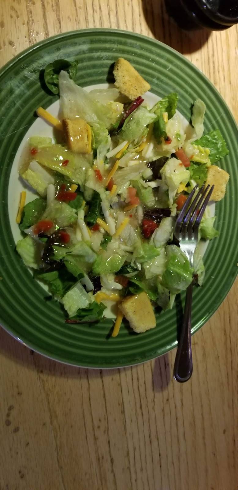 Applebees Grill + Bar | restaurant | 4942 Valley View Blvd, N/NW, Roanoke, VA 24012, USA | 5405635213 OR +1 540-563-5213