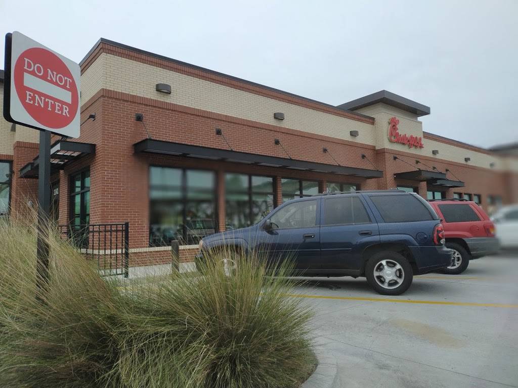 Chick-fil-A | restaurant | 1141 S Clearview Pkwy, Jefferson, LA 70121, USA | 5047333007 OR +1 504-733-3007