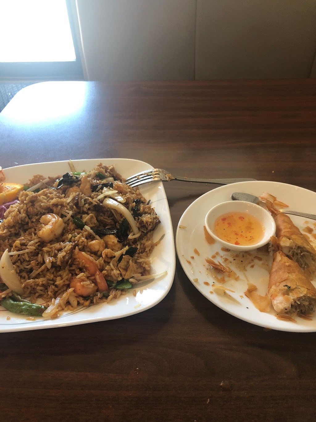 Angels Thai Cafe | restaurant | 136 Monroe Center St NW, Grand Rapids, MI 49503, USA | 6164549801 OR +1 616-454-9801