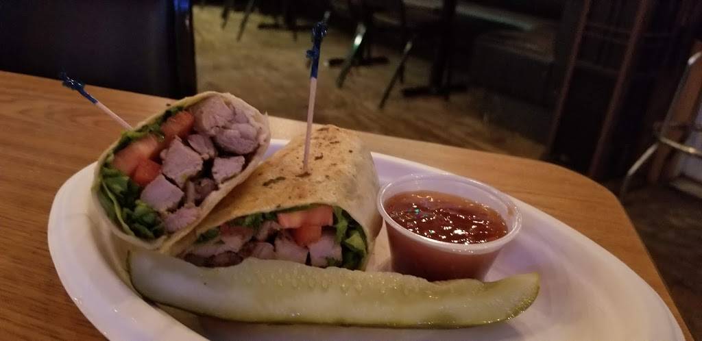 Stuarts Smokehouse & Seafood | night club | 1738 Highland Trail, Alderson, WV 24910, USA | 3044453294 OR +1 304-445-3294