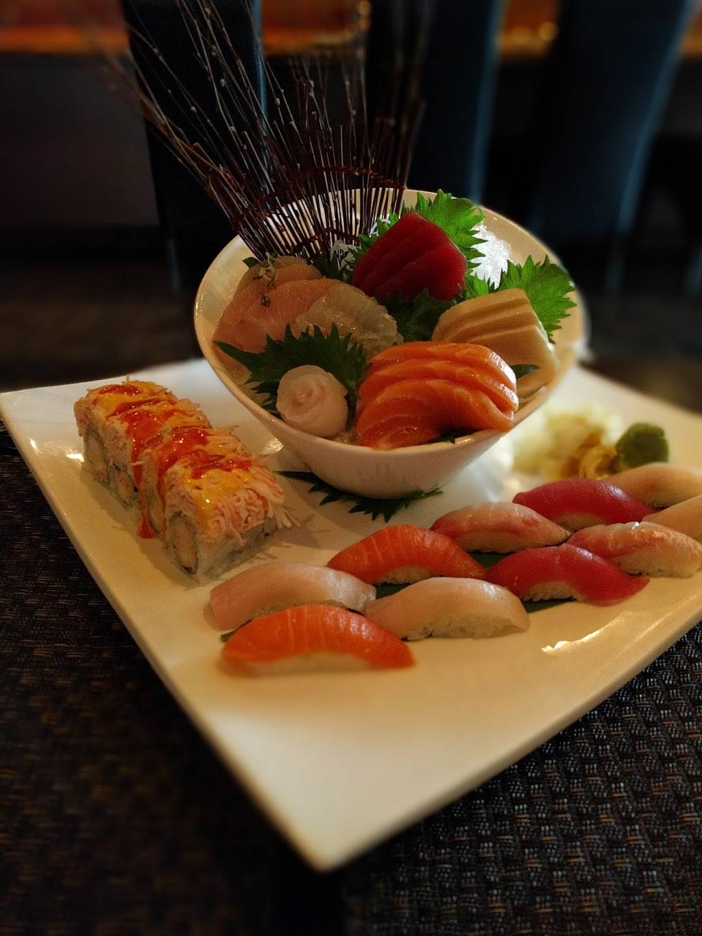 Mt. Fuji Hibachi and Asian Bistro | restaurant | 43 Summit Square Shopping Center, Langhorne, PA 19047, USA | 2158606888 OR +1 215-860-6888