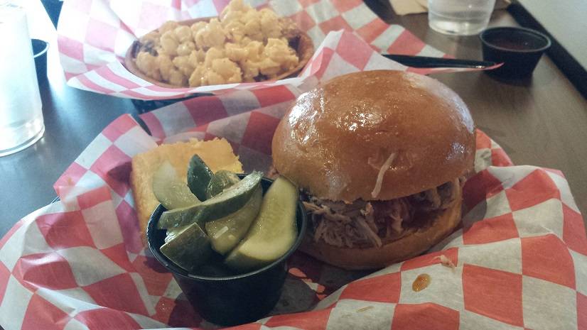 Jersey Shore BBQ | restaurant | 77 Tices Ln, East Brunswick, NJ 08816, USA | 7322102521 OR +1 732-210-2521