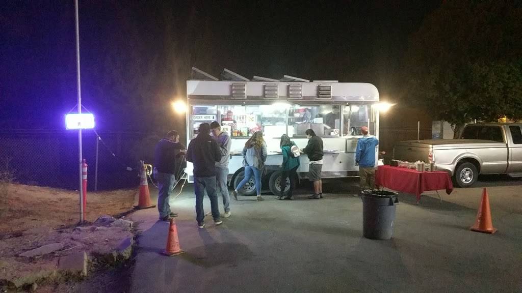 Tacos Rafus | restaurant | 13 San Juan Rd, Royal Oaks, CA 95076, USA | 8318407165 OR +1 831-840-7165