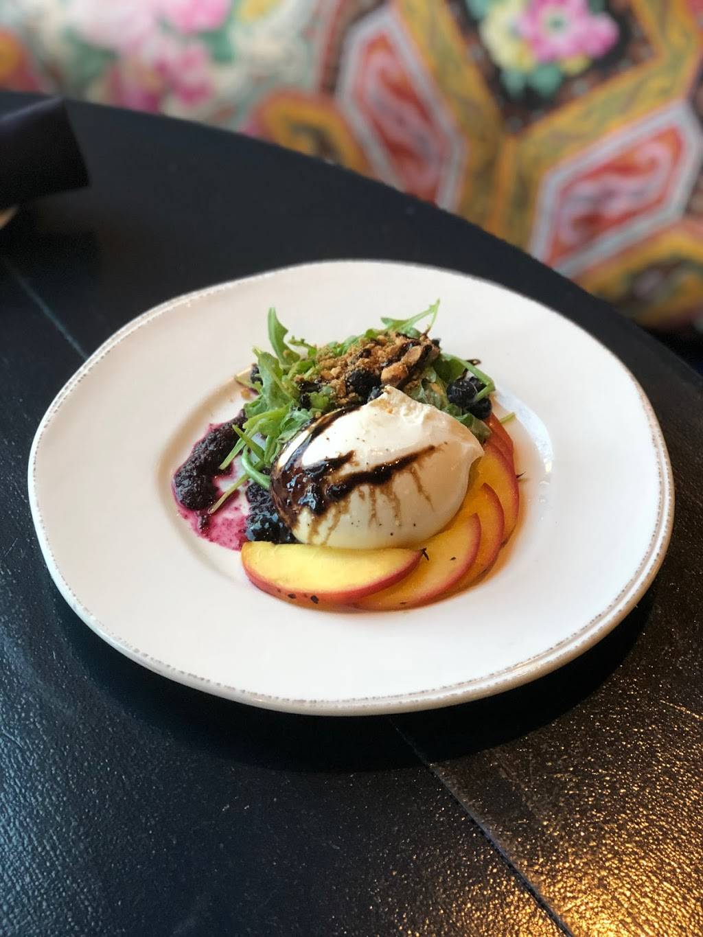 Kindred on KK | restaurant | 2535 S Kinnickinnic Ave, Milwaukee, WI 53207, USA | 4144463640 OR +1 414-446-3640