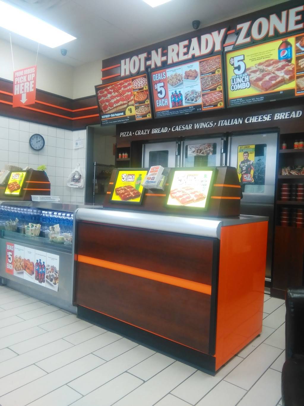 Little Caesars Pizza | meal takeaway | 1123 W Broadway, Centralia, IL 62801, USA | 6189182288 OR +1 618-918-2288