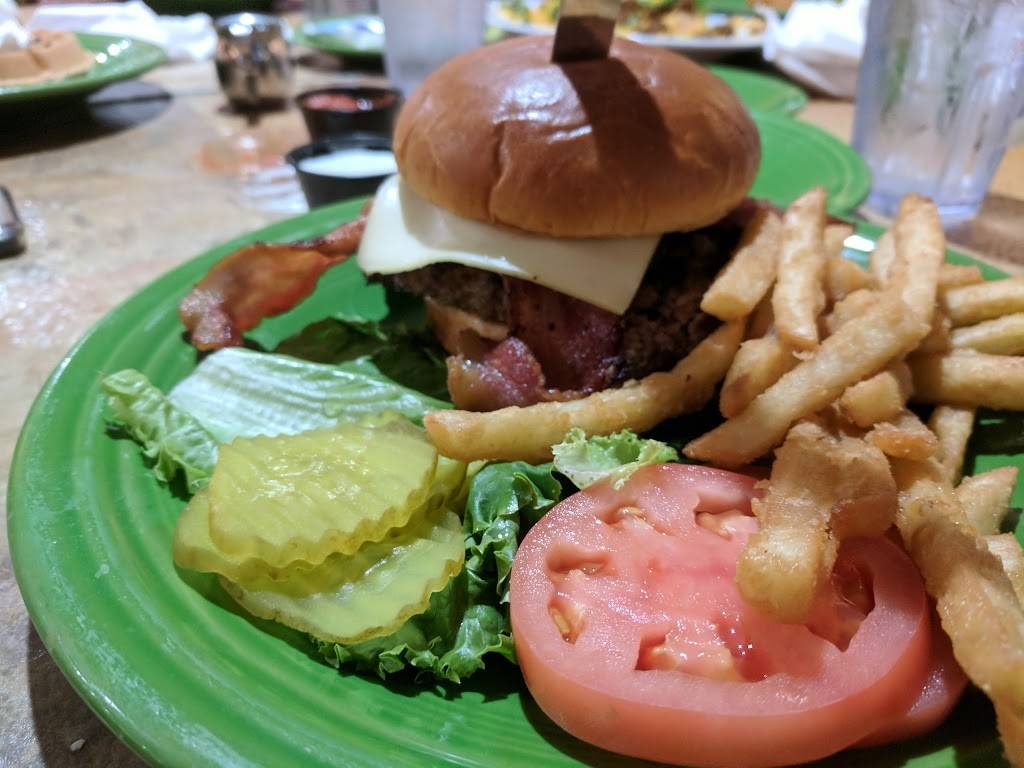 Uncle Linnys Restaurant | restaurant | 4112 E Pontoon Rd, Granite City, IL 62040, USA | 6187973333 OR +1 618-797-3333