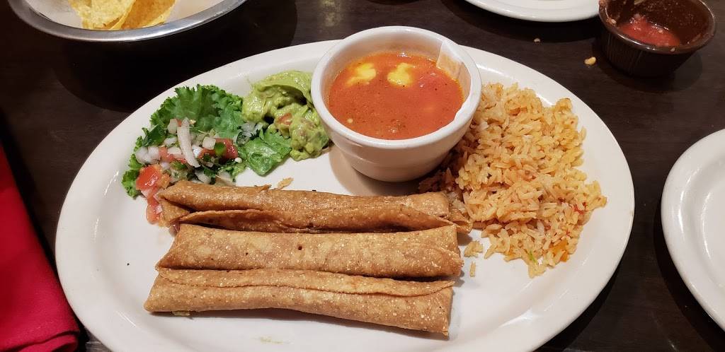 El Fenix | restaurant | 1601 McKinney Ave Downtown #1, Dallas, TX 75202, USA | 2147471121 OR +1 214-747-1121