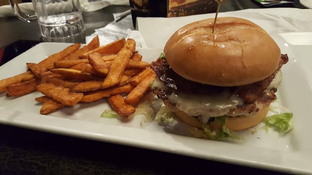 Ruby Tuesday | restaurant | 474 W Main St, Middletown, DE 19709, USA | 3024491266 OR +1 302-449-1266