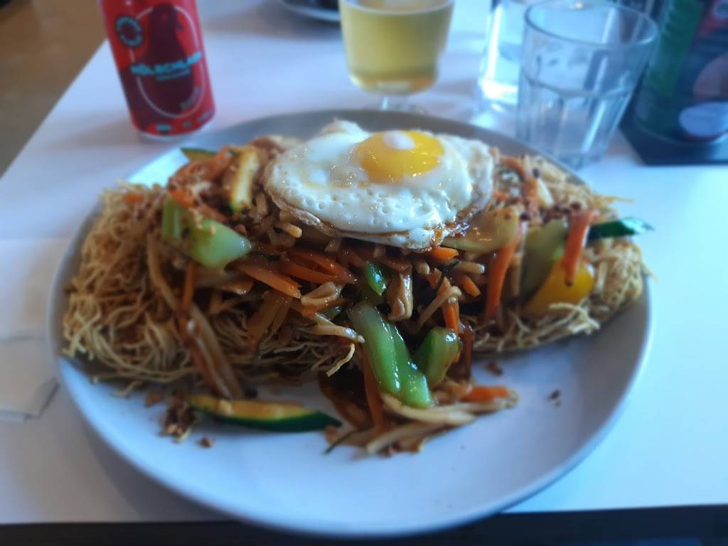 Chanhda cuisine asiatique | restaurant | 2900 Chemin Saint-Louis, Québec, QC G1W 4R7, Canada | 5819812430 OR +1 581-981-2430