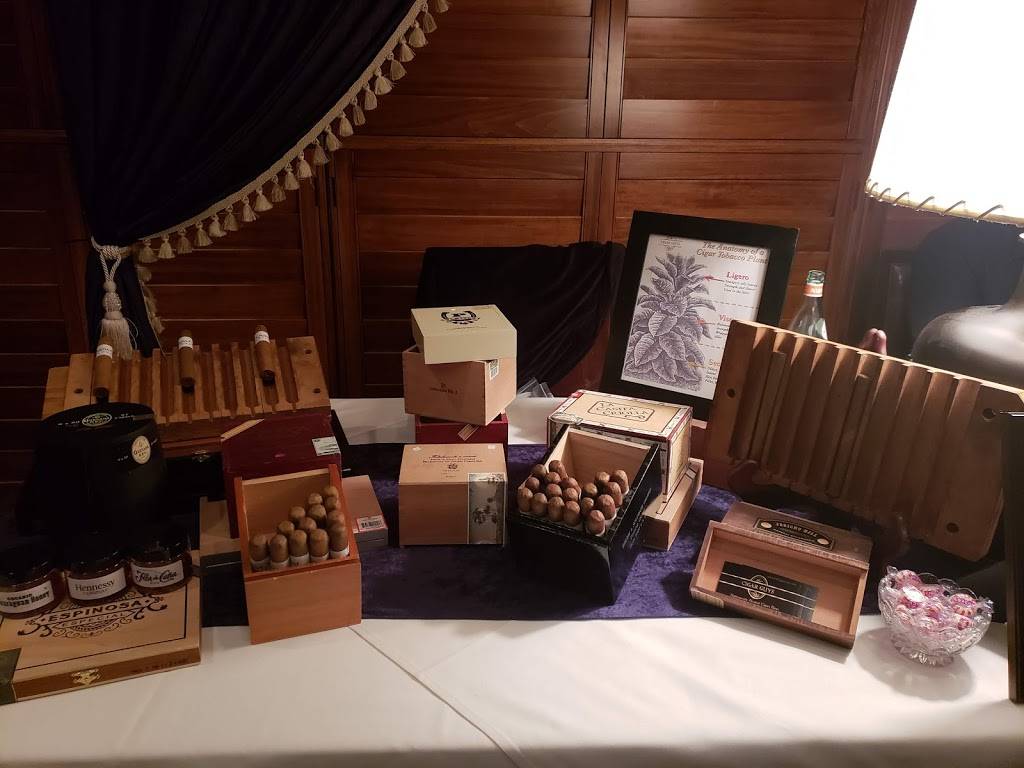 Bobs Steak & Chop House | restaurant | 1300 Houston St, Fort Worth, TX 76102, USA | 8173504100 OR +1 817-350-4100