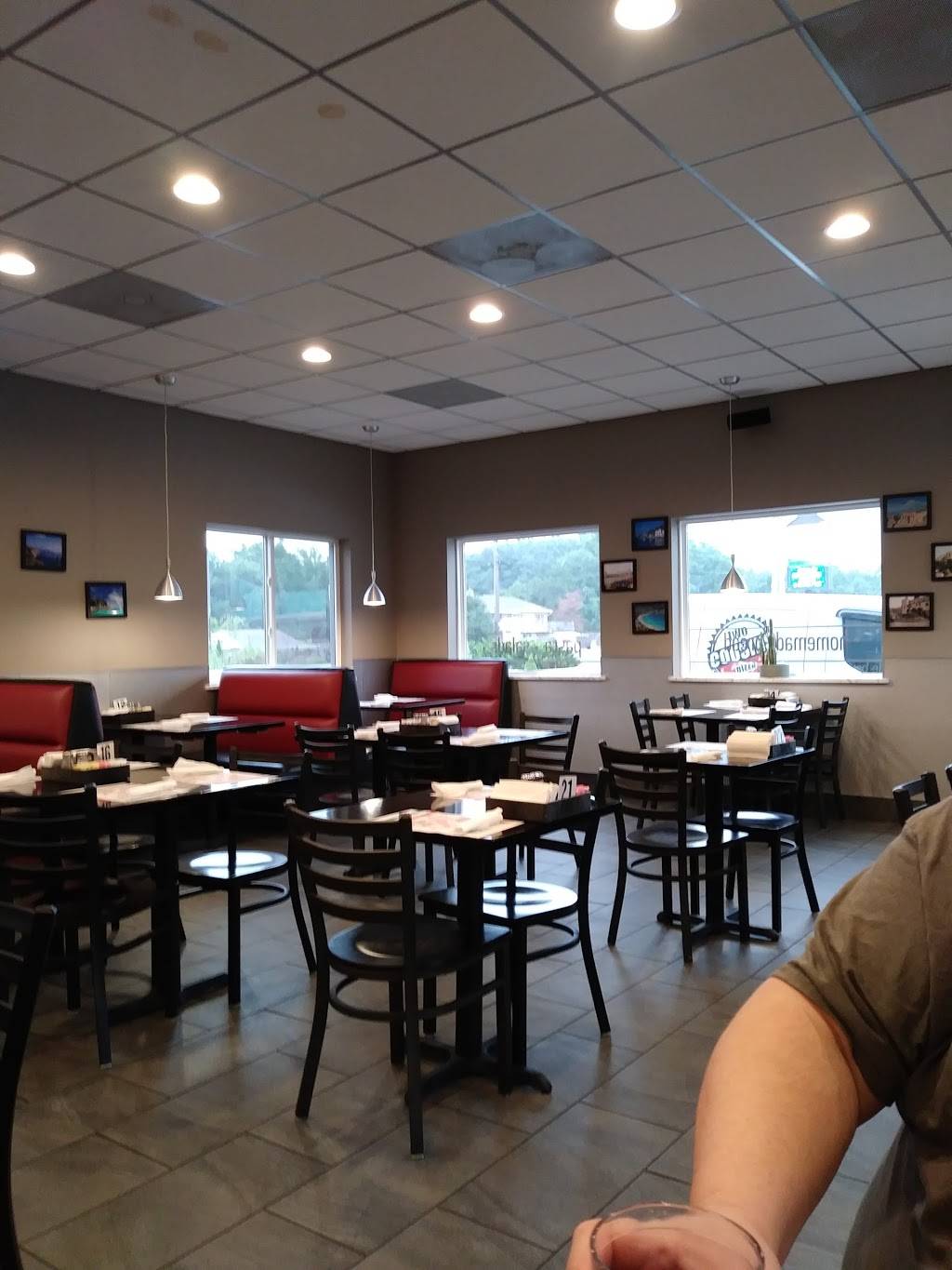 Two Cousins Pizza Ristorante Italiano | meal takeaway | 1215 N Reading Rd, Stevens, PA 17578, USA | 7173368888 OR +1 717-336-8888