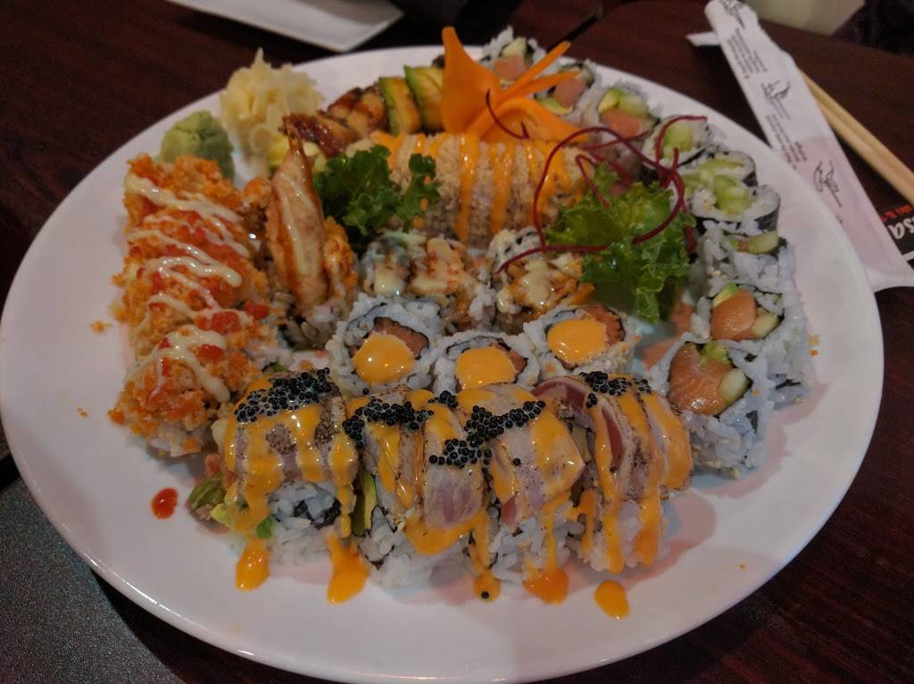 Matsusaka Teppanyaki & Sushi | restaurant | 3103 111th St #101, Naperville, IL 60564, USA | 6302193883 OR +1 630-219-3883