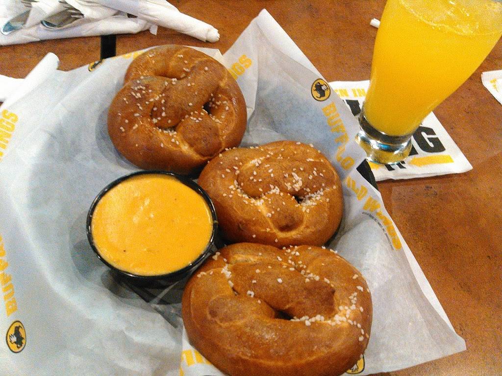 Buffalo Wild Wings | restaurant | 7000 Arundel Mills Cir #3, Hanover, MD 21076, USA | 4103790333 OR +1 410-379-0333