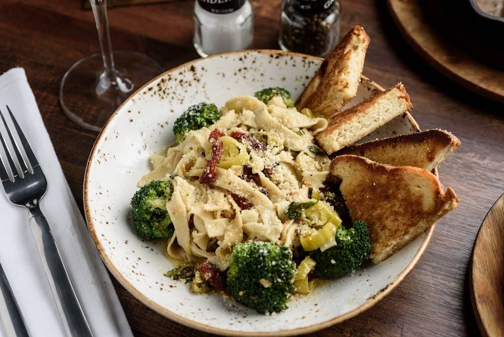 JWilsons | restaurant | 4190 Gladys Ave, Beaumont, TX 77706, USA | 4098998686 OR +1 409-899-8686