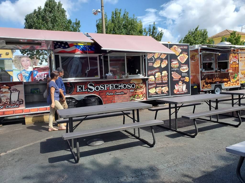 El Sospechoso Comida Rapida | restaurant | 5811 W Irlo Bronson Memorial Hwy, Kissimmee, FL 34746, USA | 3214249403 OR +1 321-424-9403