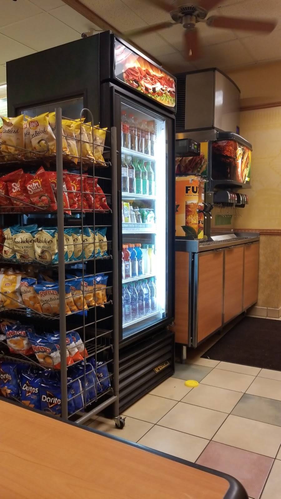 Subway | restaurant | 812 Bellevue Rd, Leslie, MI 49251, USA | 5175899080 OR +1 517-589-9080