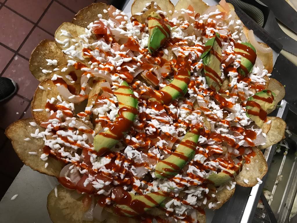 Chamoy Locos | restaurant | 2605 Fort Worth Ave, Dallas, TX 75211, USA | 4698030626 OR +1 469-803-0626