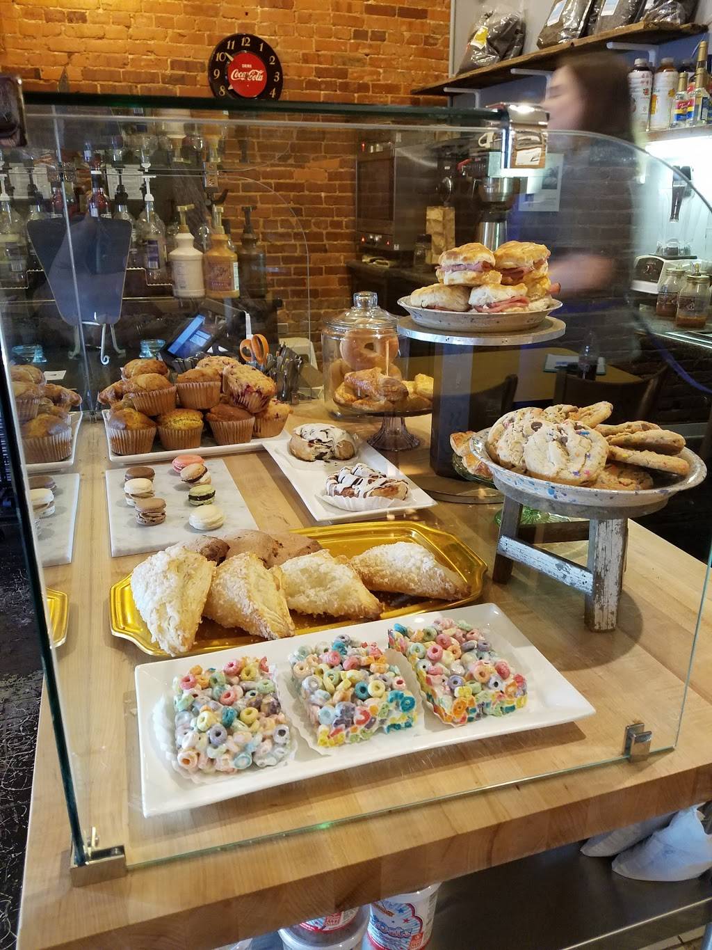 Square Beans Coffee Company | cafe | 103 N Center St, Collierville, TN 38017, USA | 9018548855 OR +1 901-854-8855