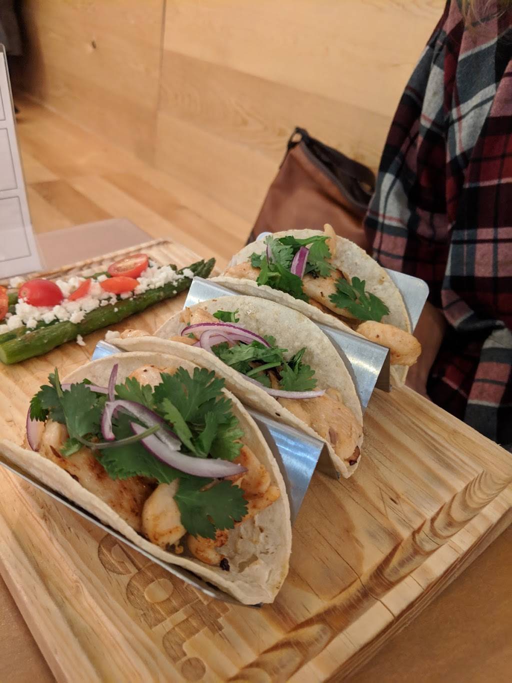 eat. Casual Scratch Kitchen | restaurant | 145 E Sunset Rd B 300, El Paso, TX 79922, USA | 9152495515 OR +1 915-249-5515