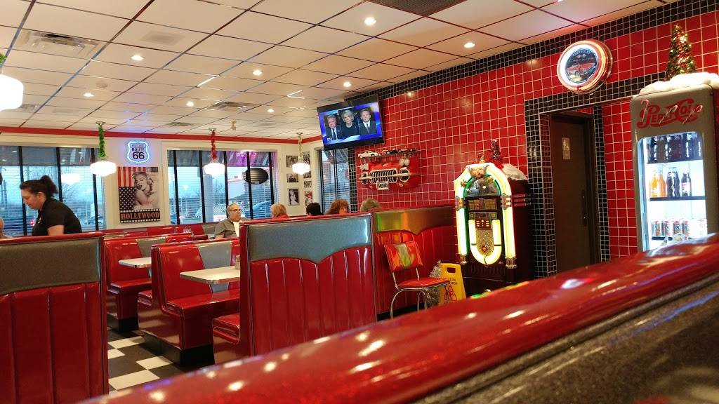 Michigan Diner | restaurant | 7435 Tecumseh Rd E, Windsor, ON N8T 1G2, Canada | 5199445111 OR +1 519-944-5111