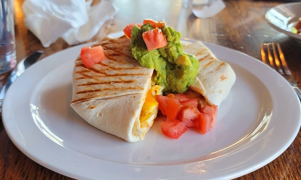 Cafe Blue | cafe | 6428 W North Ave, Wauwatosa, WI 53213, USA | 4145140071 OR +1 414-514-0071