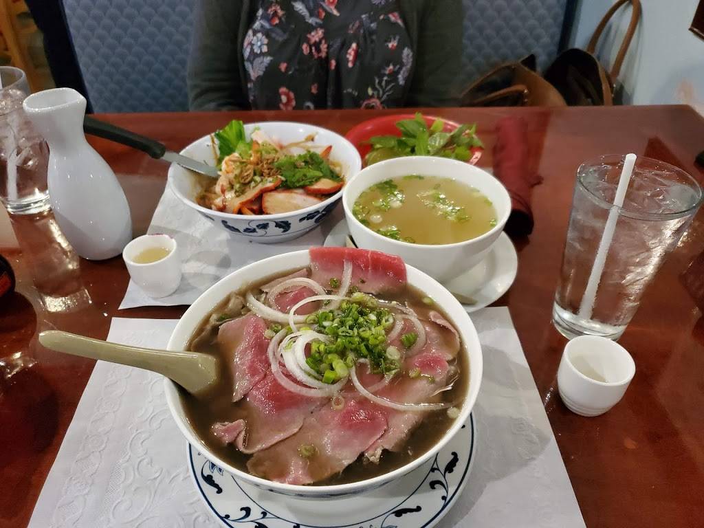 Saigon Tokyo Restaurant | restaurant | 2902 S Jog Rd, Greenacres, FL 33467, USA | 5619661288 OR +1 561-966-1288