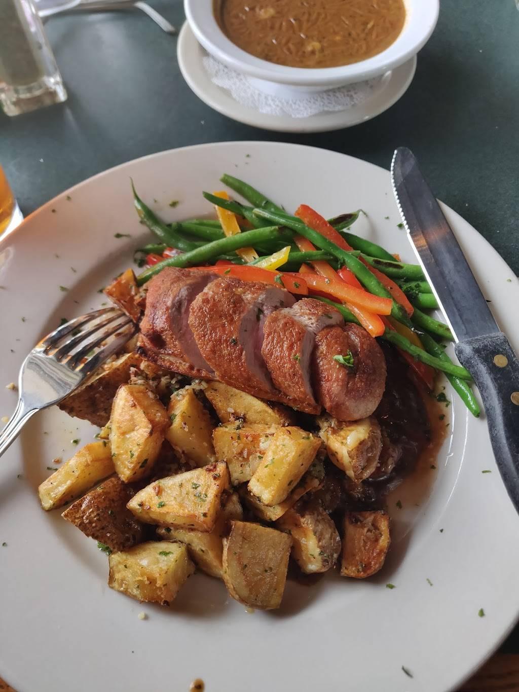 Cajun Queen | restaurant | 1800 E 7th St, Charlotte, NC 28204, USA | 7043779017 OR +1 704-377-9017