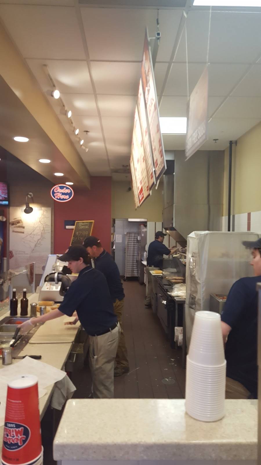 Jersey Mikes Subs | meal takeaway | 1101 Grindstone Pkwy Suite 105, Columbia, MO 65201, USA | 5738740172 OR +1 573-874-0172
