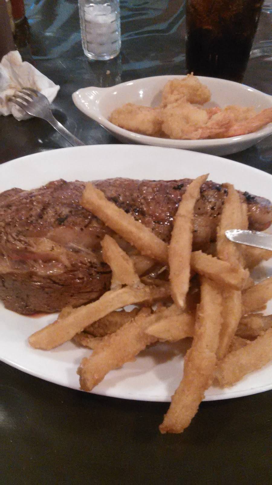 Hooterville Diner | restaurant | 25801 US-82, Waynesville, GA 31566, USA | 9127786500 OR +1 912-778-6500