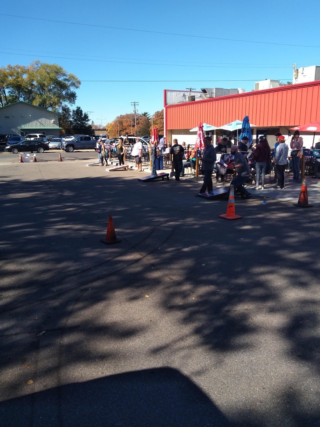 H R Pestys Saloon & Eatery | restaurant | 258 4th Ave N, Waite Park, MN 56387, USA | 3202519774 OR +1 320-251-9774