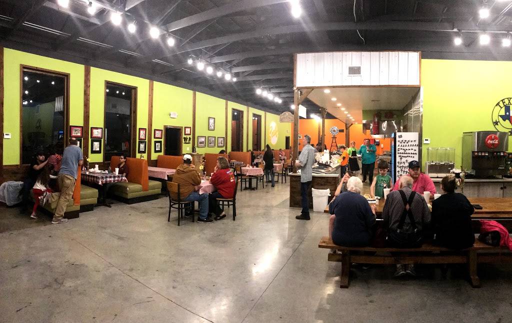 Sealy Farms | restaurant | 130 Machala Rd, Sealy, TX 77474, USA | 9796277132 OR +1 979-627-7132