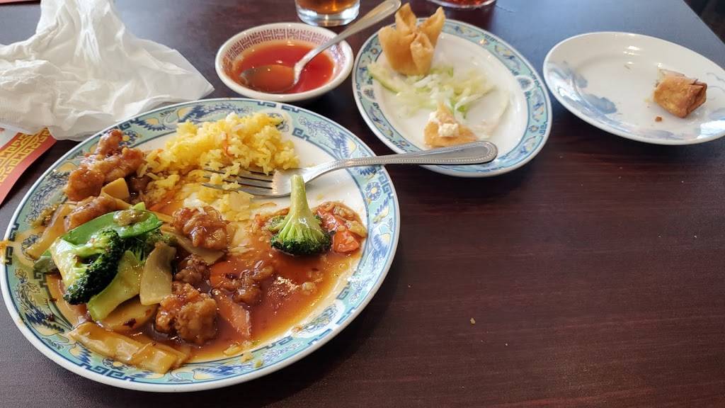 China Capital Restaurant | restaurant | 2900 N Main St #101, High Point, NC 27265, USA | 3368828888 OR +1 336-882-8888