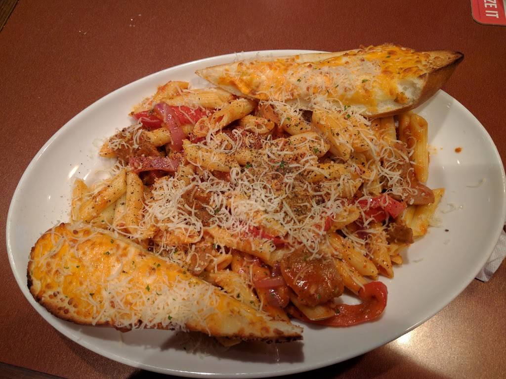 Boston Pizza | restaurant | 3884 Innes Rd, Orléans, ON K1W 1K9, Canada | 6135900881 OR +1 613-590-0881