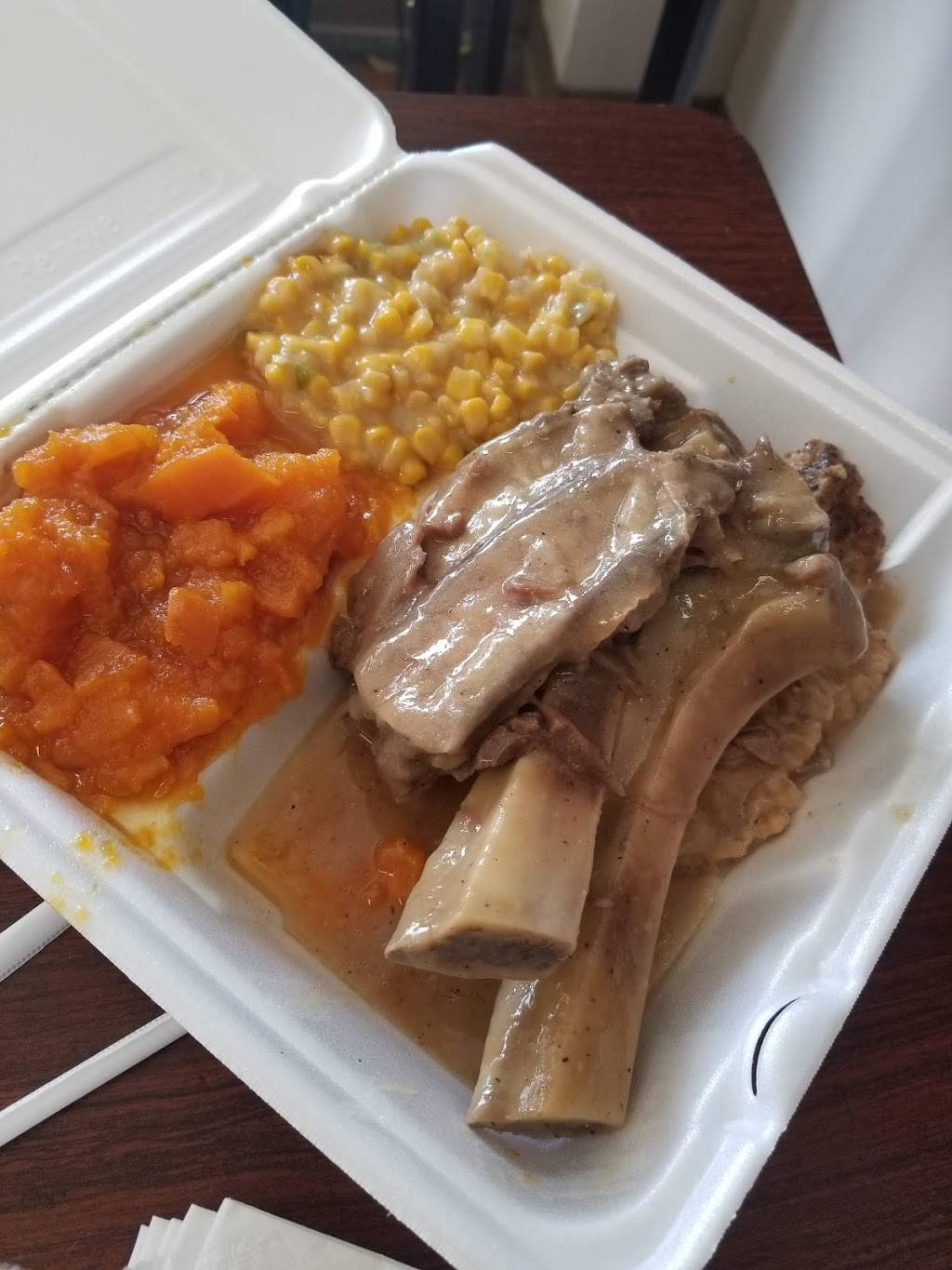 Diners Delight | restaurant | 1504 S Compton Ave, St. Louis, MO 63104, USA | 3147769570 OR +1 314-776-9570