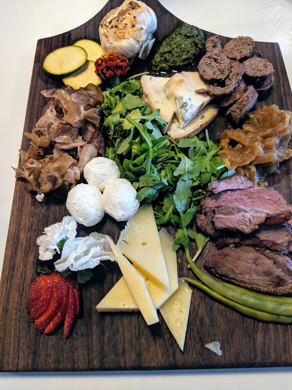 Swine and Vine | restaurant | 295 Lancaster St W, Kitchener, ON N2H 6H6, Canada | 2264764418 OR +1 226-476-4418