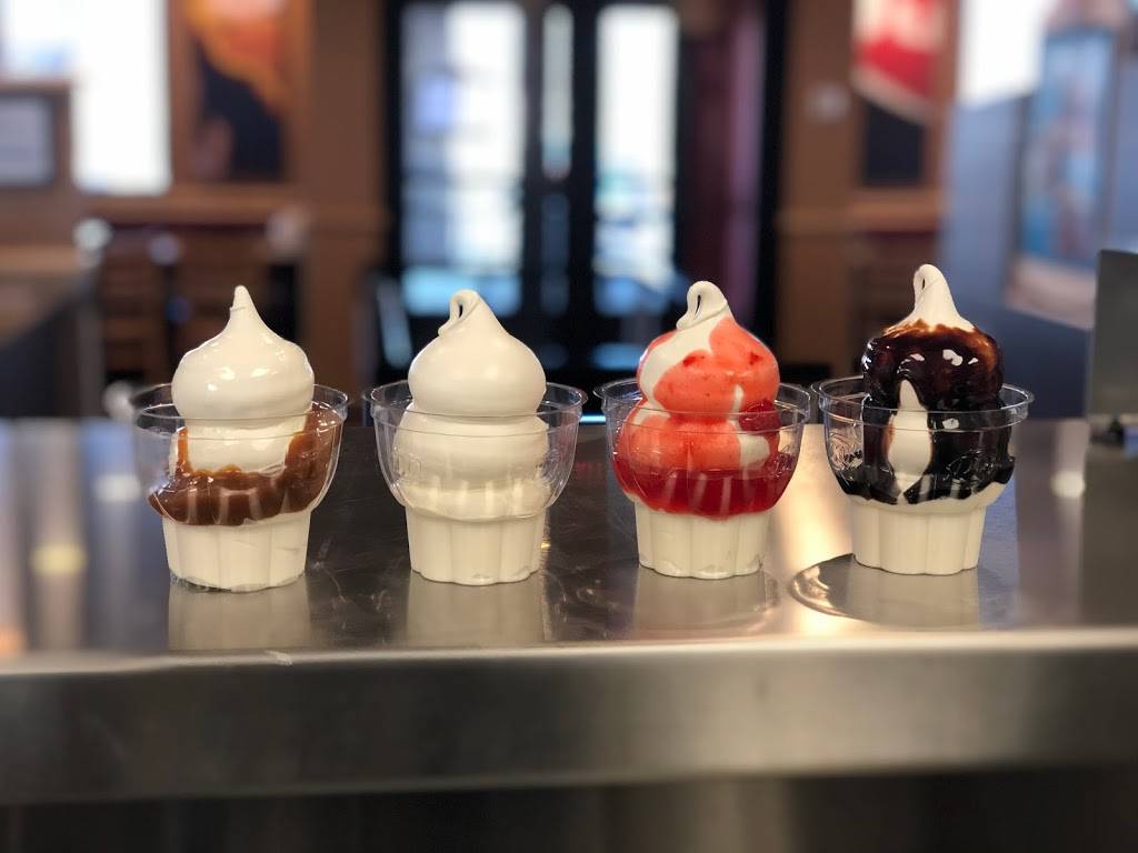 Dairy Queen Grill & Chill | restaurant | 7485 Wyandot Ln, Liberty Township, OH 45044, USA | 5138471356 OR +1 513-847-1356