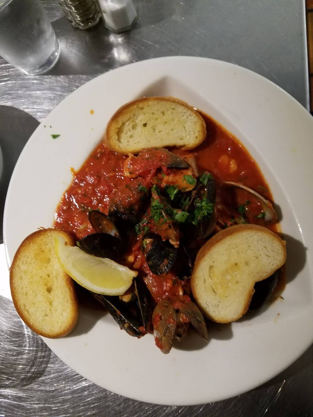 Santa Rosa Seafood Retail | restaurant | 946 Santa Rosa Ave, Santa Rosa, CA 95407, USA | 7075792085 OR +1 707-579-2085