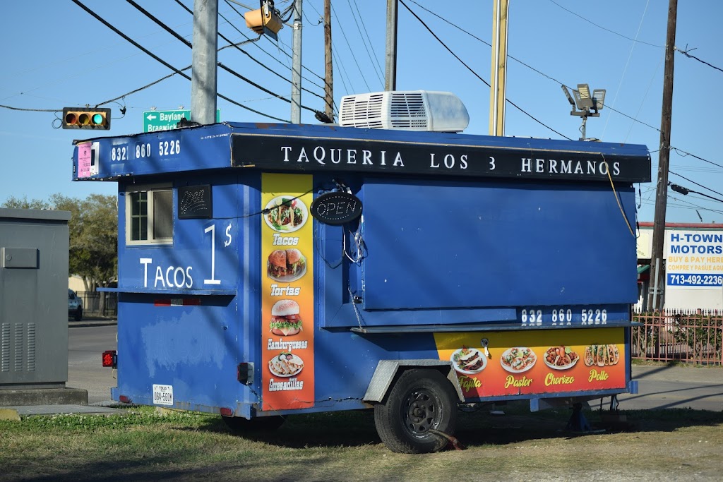 Taqueria Los 3 Hermanos | restaurant | 8006 Bissonnet St, Houston, TX 77074, USA | 8328605226 OR +1 832-860-5226