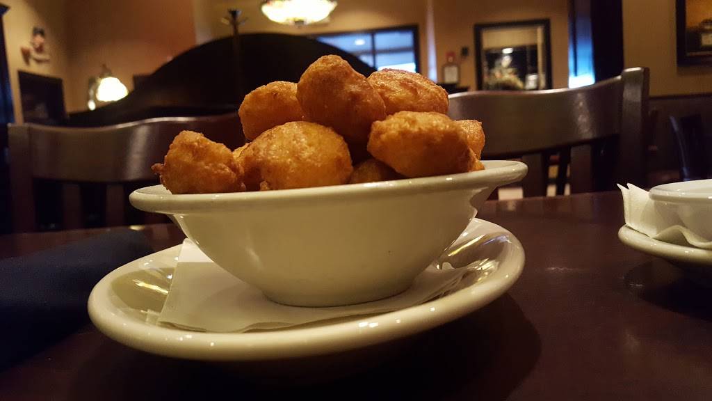 Smokehouse Barbecue - Kansas City, MO (Zona Rosa) | restaurant | 8451 NW Prairie View Rd, Kansas City, MO 64153, USA | 8165873337 OR +1 816-587-3337