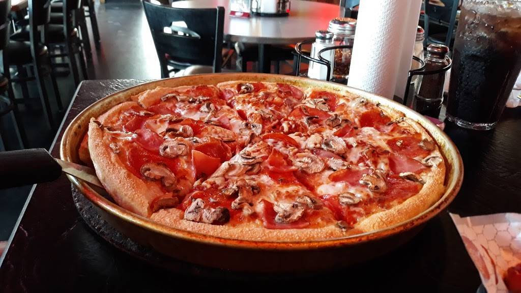 Pizza Hut | meal delivery | 7049-A Desert Blvd. South, Suite 101, El Paso, TX 79932, USA | 9152453213 OR +1 915-245-3213