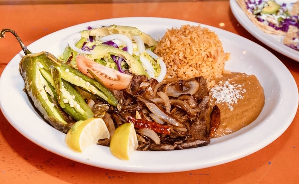 Sobremesa Cuisine y Cantina | restaurant | 555 Hwy 965 Suite E, North Liberty, IA 52317, USA | 3194591544 OR +1 319-459-1544