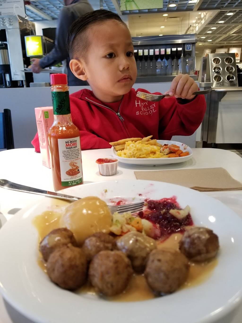 IKEA Restaurant | restaurant | 2110 W Ikea Way, Tempe, AZ 85284, USA | 8888884532 OR +1 888-888-4532