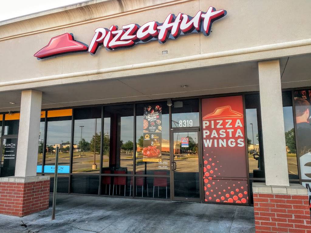 Pizza Hut | meal delivery | 8319 W 135th St, Overland Park, KS 66223, USA | 9134027280 OR +1 913-402-7280
