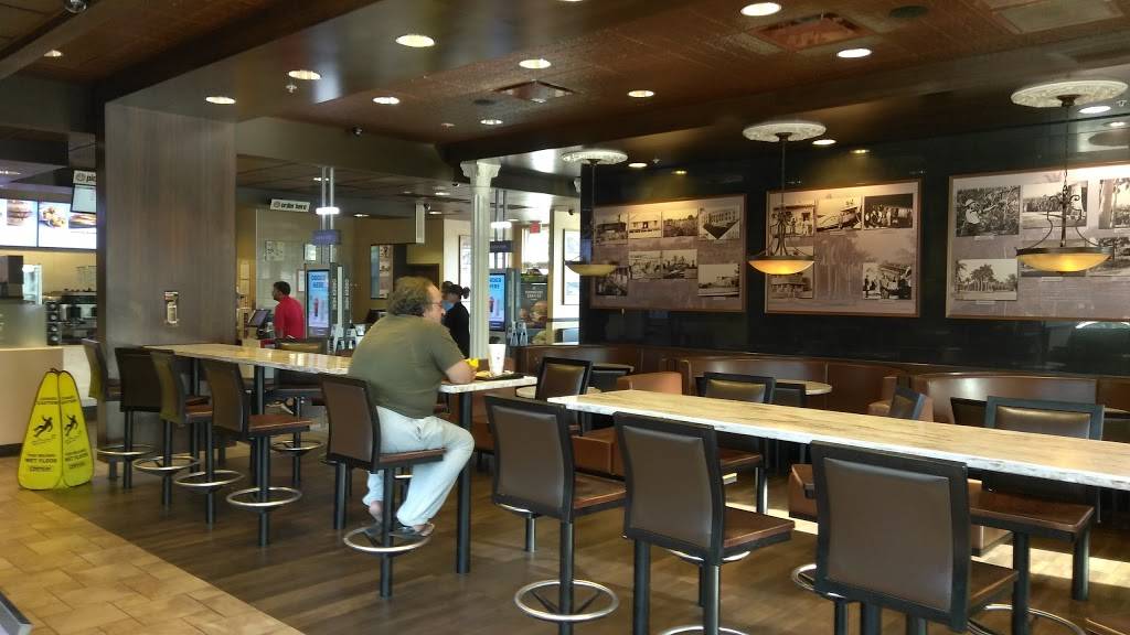 McDonalds | cafe | 1925 US-1, Vero Beach, FL 32960, USA | 7725678878 OR +1 772-567-8878