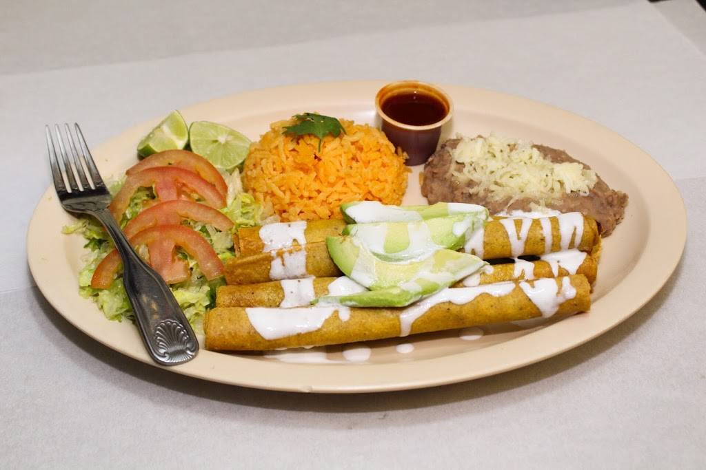 Jefitas Tamales | restaurant | 8825 N Loop Dr #125, El Paso, TX 79907, USA | 9158607087 OR +1 915-860-7087